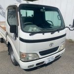 トヨタダイナのヘッドライトレンズをリフレッシュ